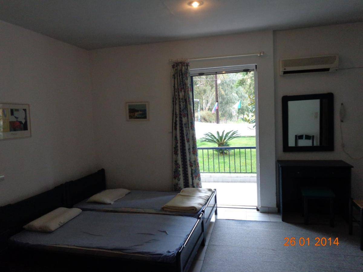 Porto Kairis Hotel Oreoi Bagian luar foto