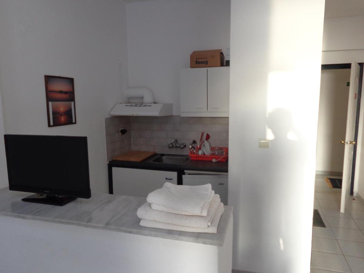 Porto Kairis Hotel Oreoi Bagian luar foto
